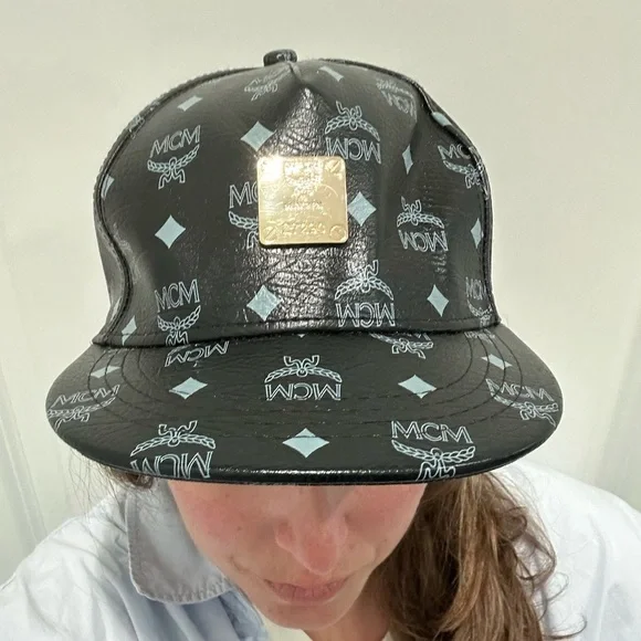 MCM Black Logo Cap - Picture 5 of 10